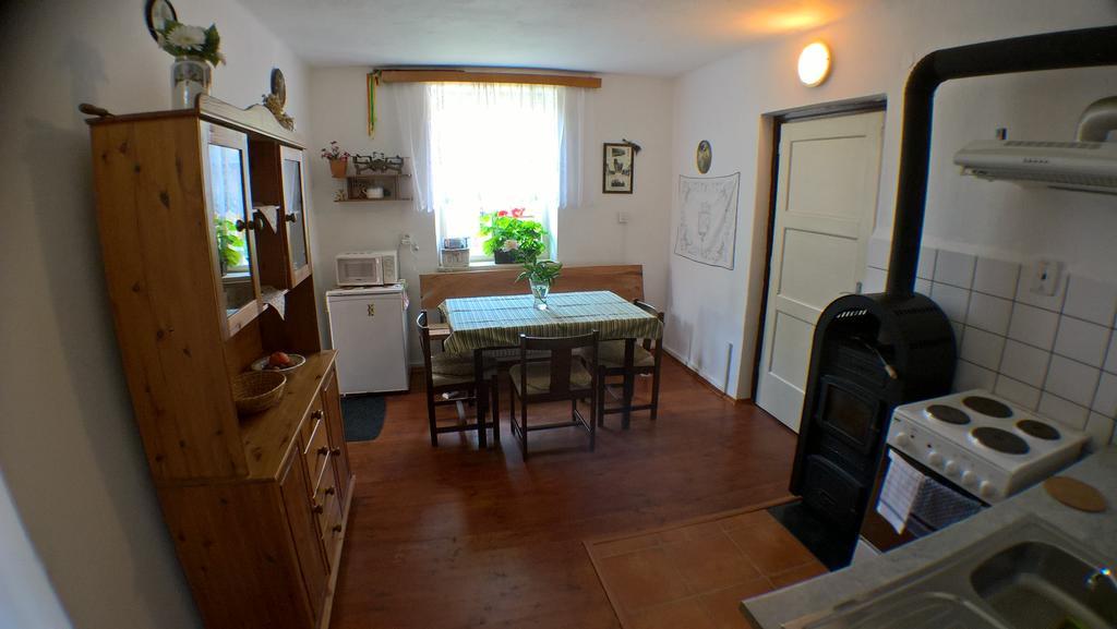 Chalupa Pod Drabskymi Svetnickami Villa Mnichovo Hradiste Exterior photo
